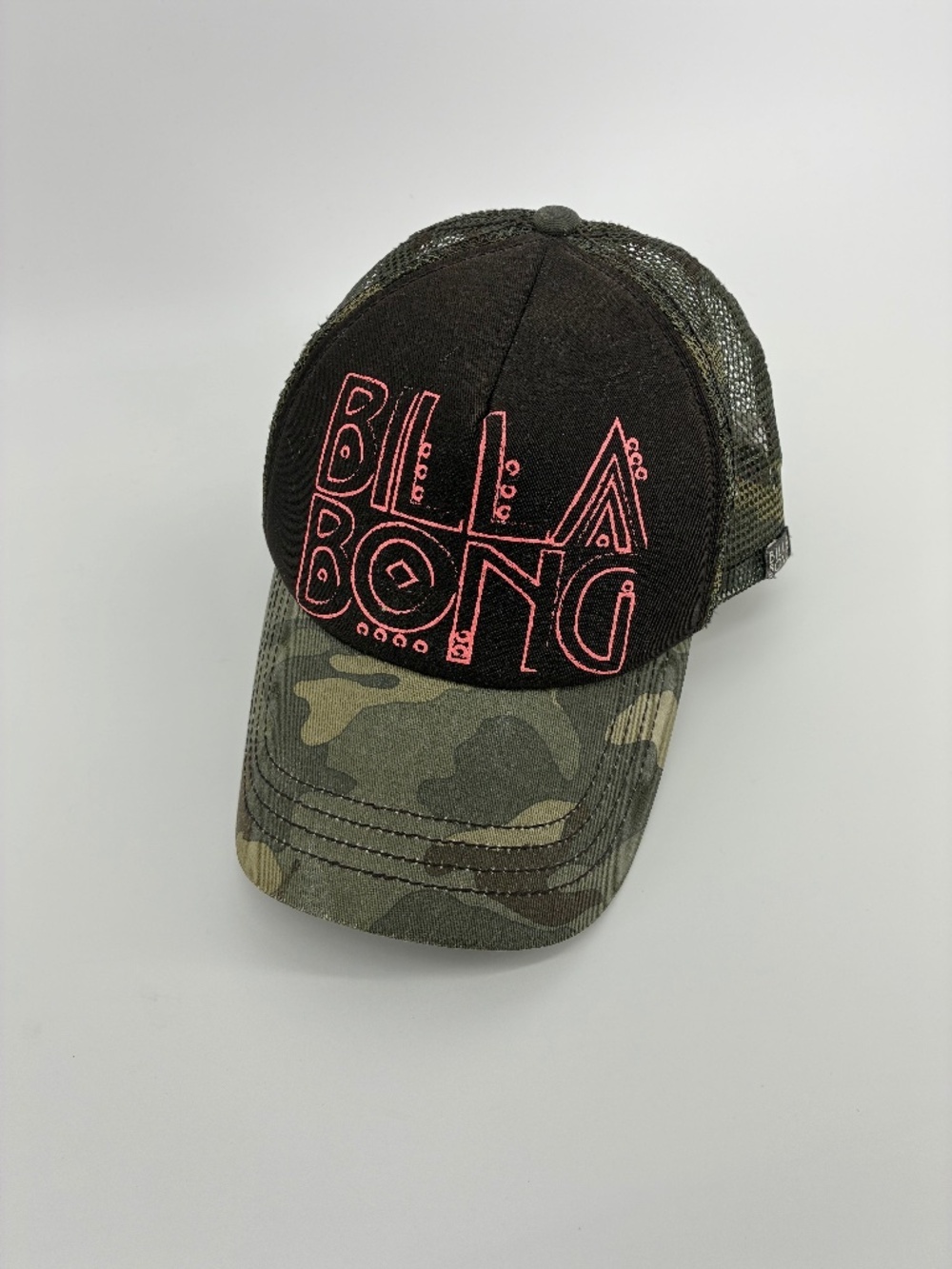 MASSIVE $10 SALE Billabing Camo Trucker SnapBack Baseball Hat Pink Details